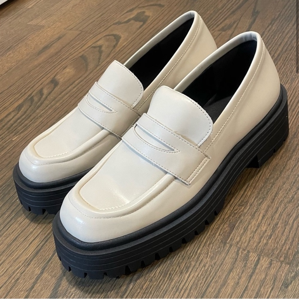 ALOHAS Svegan Mask Vegan Leather Chunky Lug Sole Loafers Cream Women's EU 40